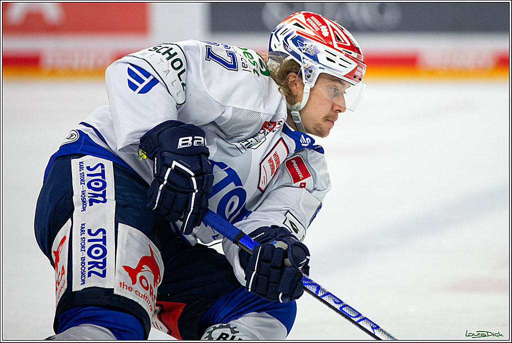PENNY DEL; Koelner Haie- Schwenninger Wild Wings; Koeln, 06.12.2022